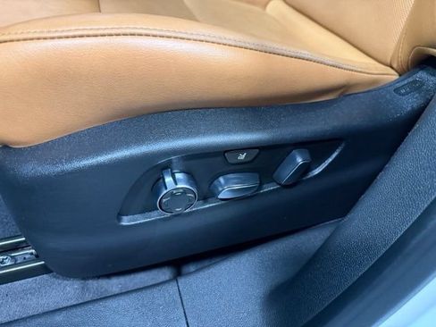 Used 2019 Cadillac XT4 Premium Luxury AWD/4WD image 24