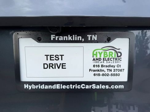 Used 2023 Tesla Model Y Long Range AWD/4WD image 4