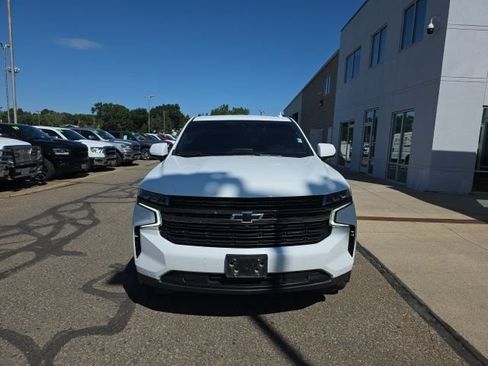 Used 2021 Chevrolet Tahoe RST w/ Luxury Package AWD/4WD image 2