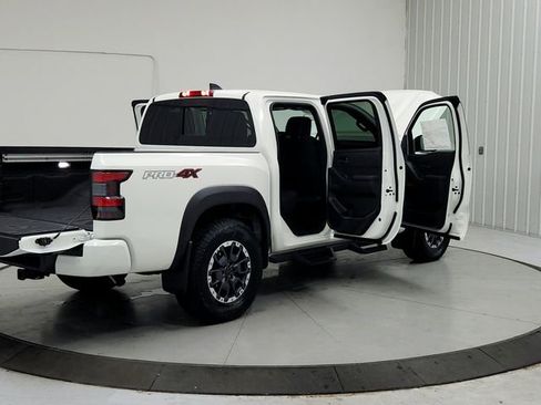 New 2026 Nissan Frontier PRO-4X w/ Pro-4x Convenience Package image 15