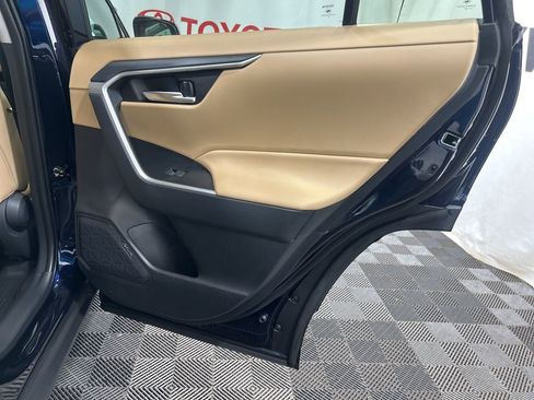 Used 2025 Toyota RAV4 XLE Premium image 13