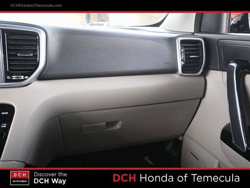 Used 2022 Kia Sportage EX w/ EX Technology Package image 14