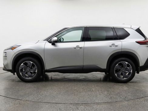 Used 2025 Nissan Rogue SV image 5
