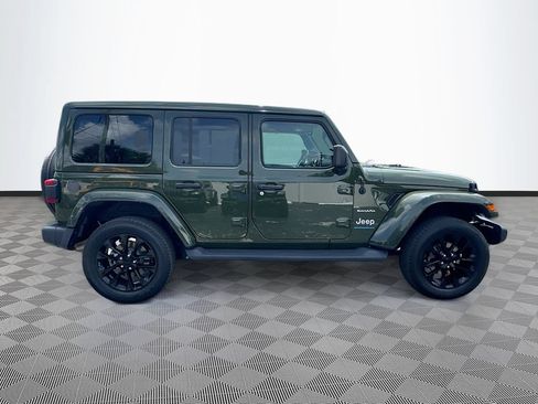 Used 2023 Jeep Wrangler Unlimited Sahara AWD/4WD image 5