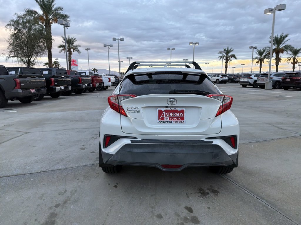 Used 2018 Toyota C-HR XLE FWD image 6