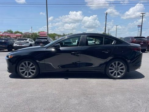 Used 2024 MAZDA MAZDA3 s FWD image 4