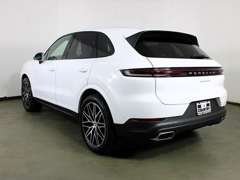 New 2026 Porsche Cayenne AWD/4WD image 3