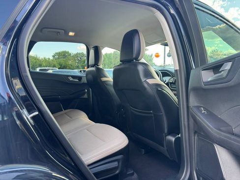 Used 2021 Ford Escape SEL AWD/4WD image 16