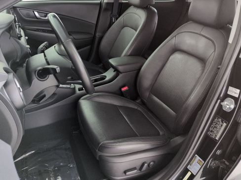 Used 2022 Hyundai Kona Limited w/ Cargo Package image 16