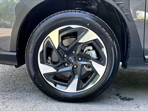 Certified 2024 Subaru Crosstrek 2.5i Limited w/ Crosstrek Mirror Package AWD/4WD image 16