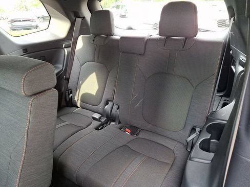 Certified 2025 Honda Pilot Sport image 12