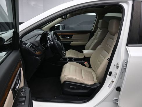 Used 2017 Honda CR-V Touring image 11