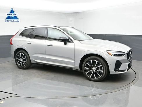 Used 2023 Volvo XC60 B5 Plus w/ Climate Package image 1