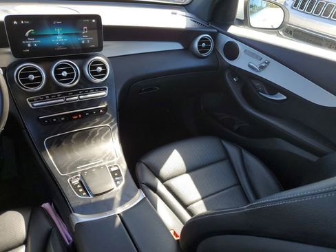 Used 2022 Mercedes-Benz GLC 300 4MATIC image 17