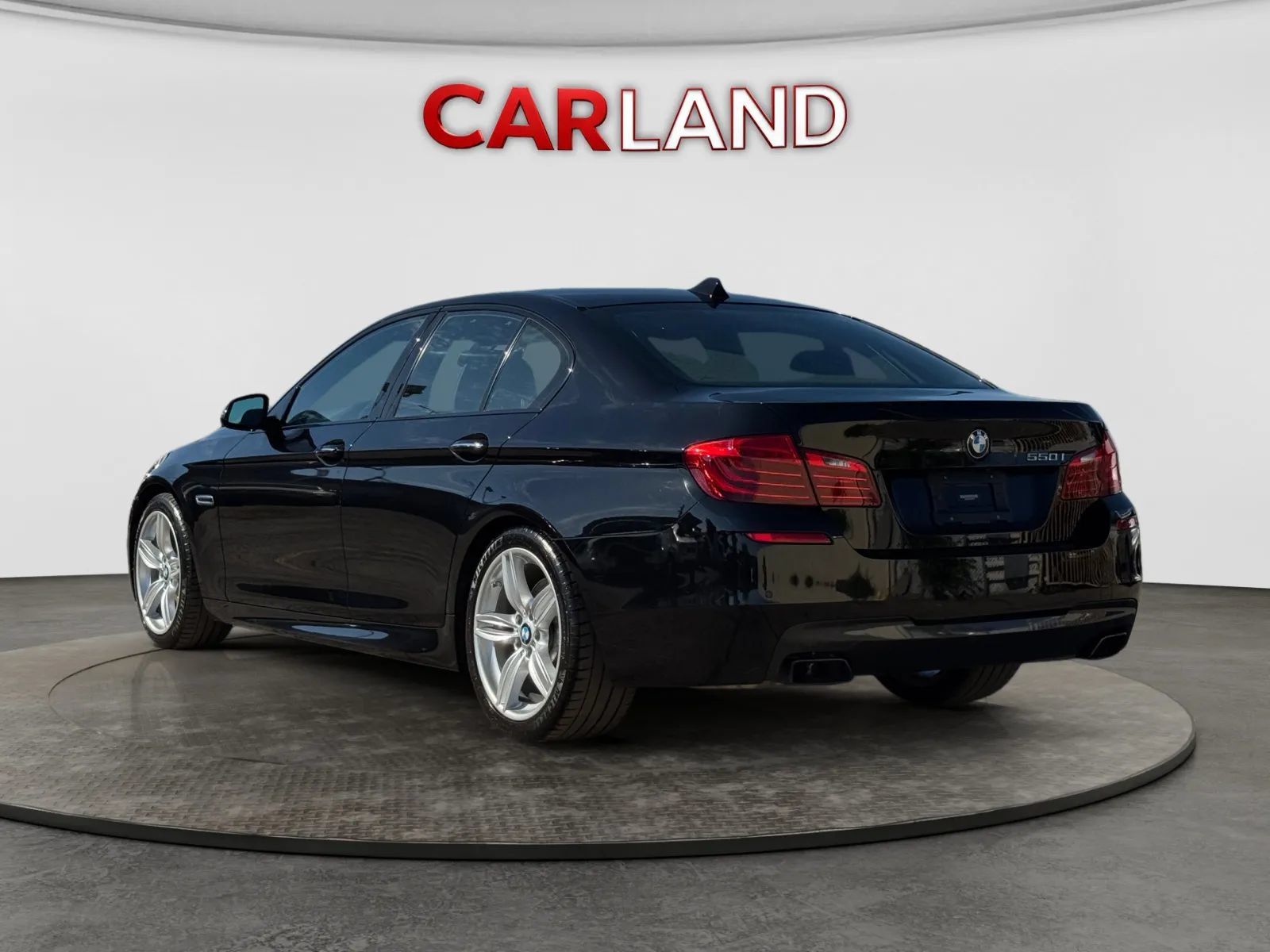 Used 2014 BMW 550i Sedan RWD image 4
