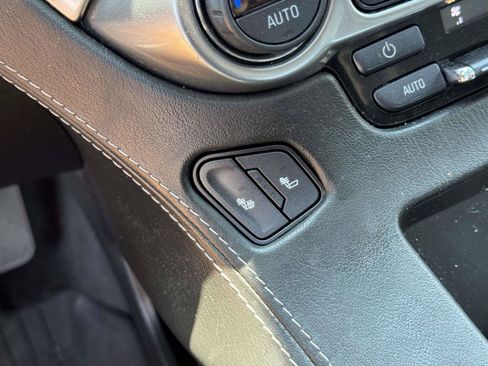 Used 2019 Chevrolet Tahoe LT w/ Luxury Package AWD/4WD image 30