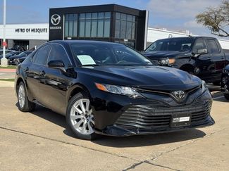 Used 2020 Toyota Camry LE video 1