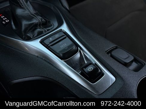 Used 2022 Chevrolet Camaro LT RWD image 20