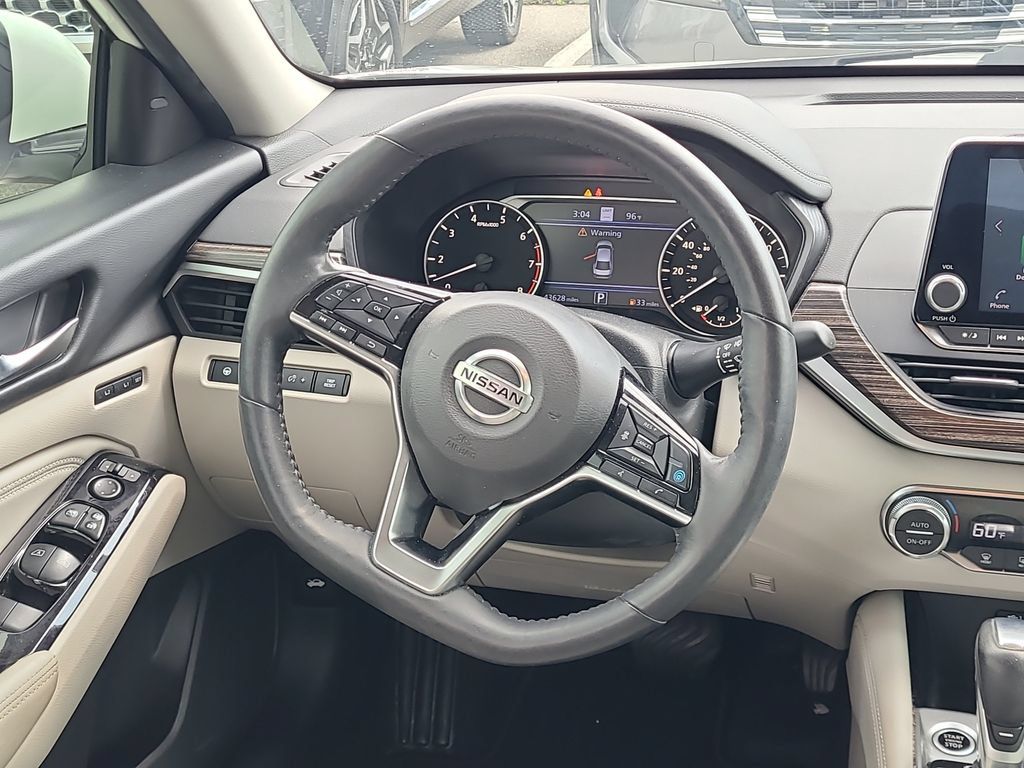 Certified 2020 Nissan Altima 2.5 Platinum FWD image 18