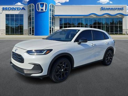 Used 2023 Honda HR-V Sport image 1