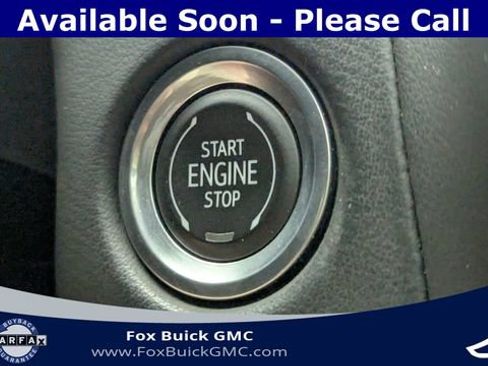 Certified 2023 GMC Yukon XL SLT w/ SLT Premium Package AWD/4WD image 18