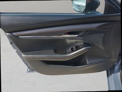 Used 2024 MAZDA MAZDA3 s image 9
