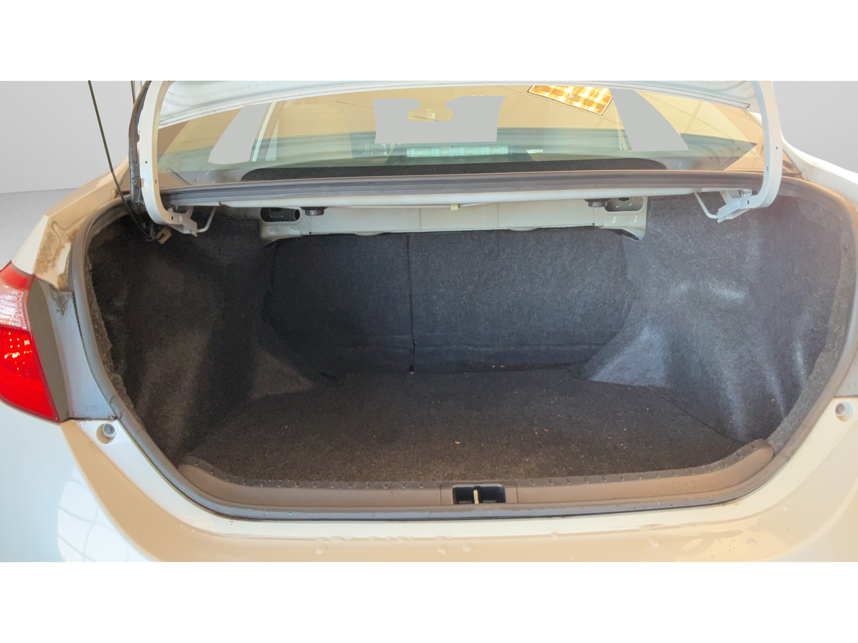 Used 2018 Toyota Corolla LE w/ LE Premium Package FWD image 25