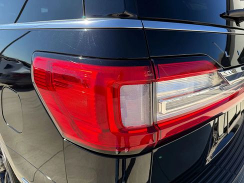 Used 2019 Lincoln Navigator L Reserve image 82