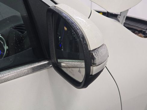 Used 2025 Mercedes-Benz GLA 250 4MATIC image 28