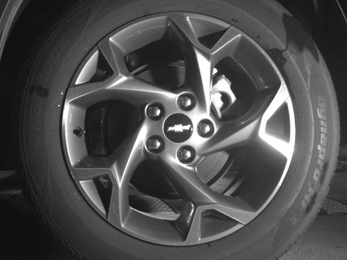 Used 2025 Chevrolet Trax LT FWD image 14