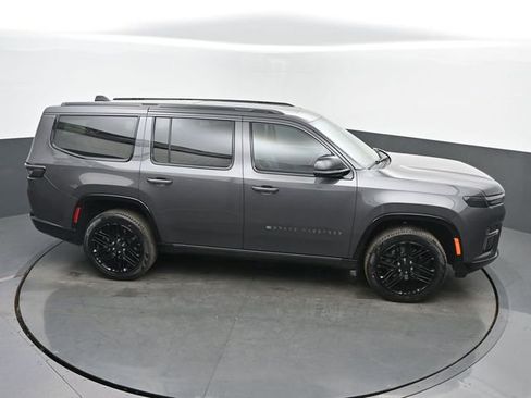 New 2026 Jeep Grand Wagoneer Limited AWD/4WD image 45