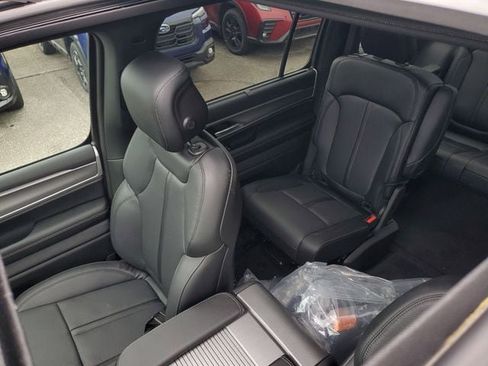 New 2026 Jeep Grand Wagoneer Limited AWD/4WD image 35