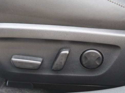 Used 2024 MAZDA MAZDA3 s image 15