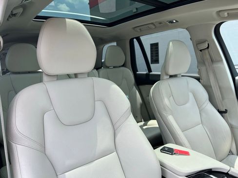 Used 2020 Volvo XC90 T5 Momentum w/ Protection Package Premier FWD image 63
