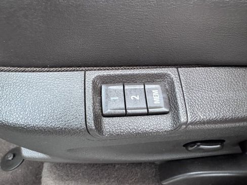 Used 2014 Buick Encore Premium image 29