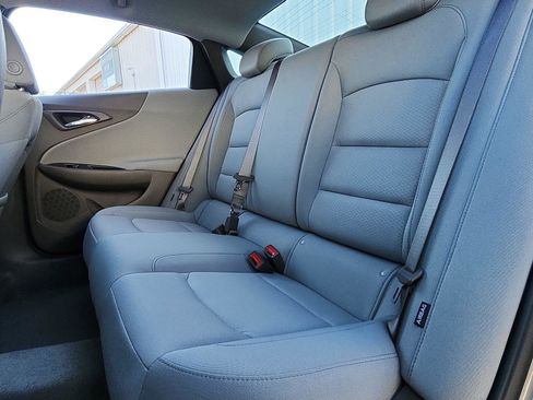 Used 2025 Chevrolet Malibu LS image 22