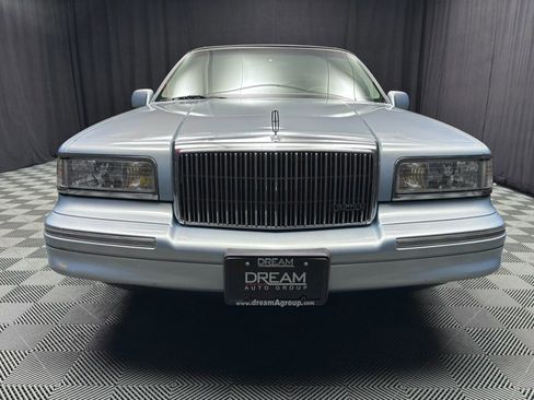 Used 1997 Lincoln Town Car Executive image 11