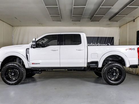 Used 2023 Ford F250 Limited w/ FX4 Off-Road Package image 12