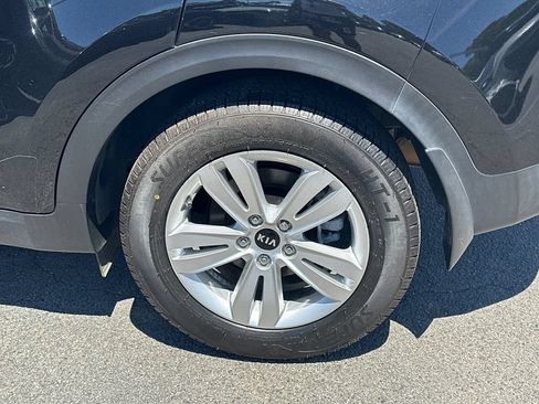 Used 2019 Kia Sportage LX FWD image 19