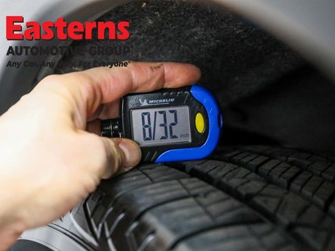 Used 2021 Nissan Rogue SV w/ Premium Package image 29