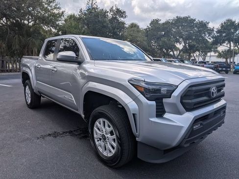 Used 2024 Toyota Tacoma SR5 w/ SR5 Upgrade Package RWD image 2