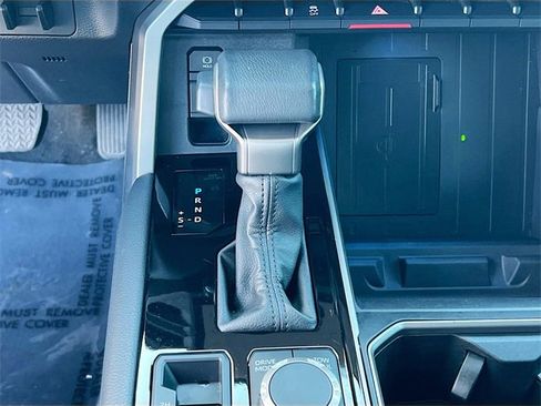 Used 2022 Toyota Tundra Limited image 23