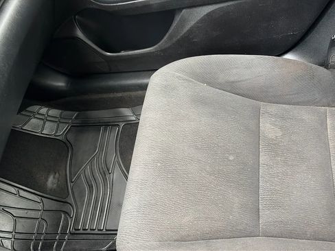 Used 2014 Honda Accord EX image 37