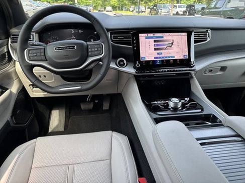 New 2026 Jeep Grand Wagoneer L Limited AWD/4WD image 22
