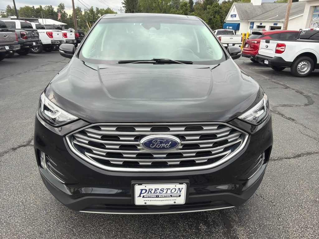Used 2020 Ford Edge SEL w/ Convenience Package AWD/4WD image 3