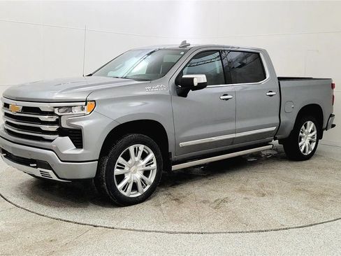 New 2026 Chevrolet Silverado 1500 High Country AWD/4WD image 3