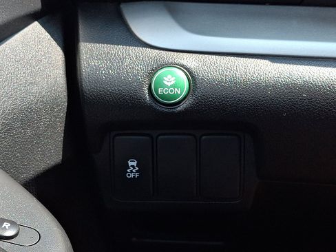 Used 2013 Honda CR-V LX image 23