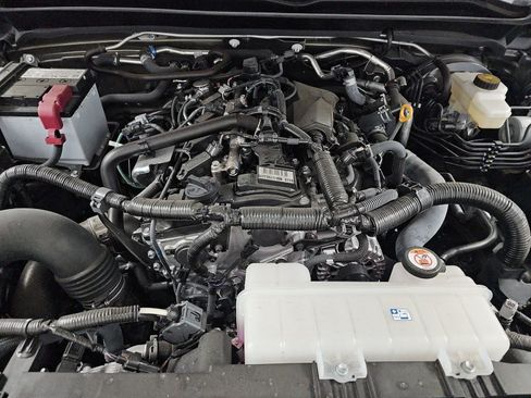Used 2025 Toyota Tacoma TRD Sport w/ TRD Sport Premium Package RWD image 16