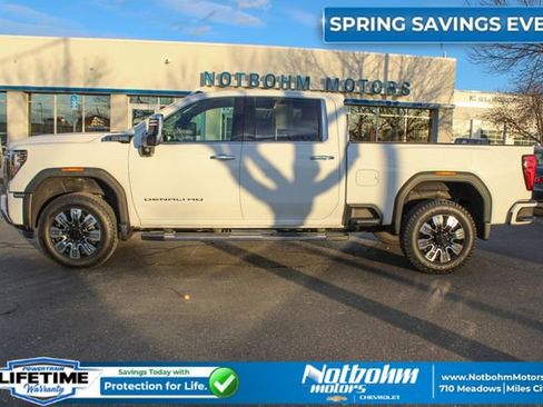 Used 2024 GMC Sierra 3500 Denali w/ Denali Reserve Package AWD/4WD image 4