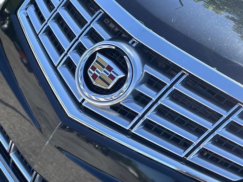 Used 2015 Cadillac SRX Luxury w/ Driver Awareness Package FWD image 35